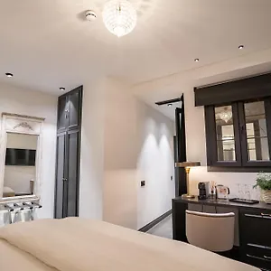 Boutique Casa Cánovas 4*, Cádiz España